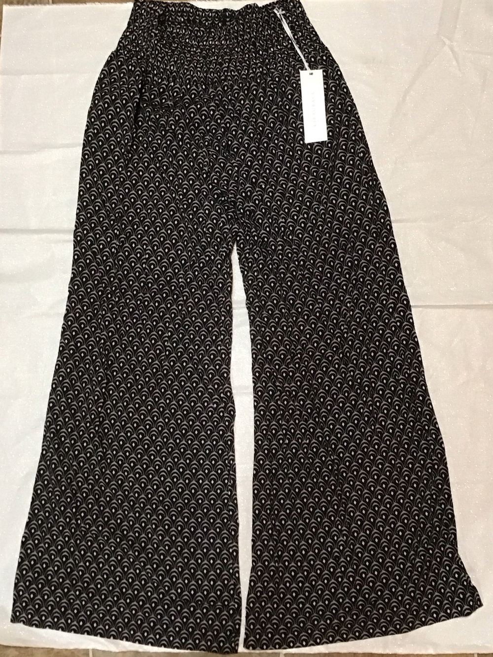 Black & White Wide-Leg Printed Pull-On Pants